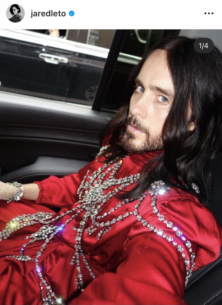 แมวยักษ์บุก Met Gala!! 'จาเรด เลโท' สร้างตำนานไม่หยุดที่งานออสการ์แห่งแฟชั่นปีนี้ แมวยักษ์บุก Met Gala!! 'จาเรด เลโท' สร้างตำนานไม่หยุดที่งานออสการ์แห่งแฟชั่นปีนี้