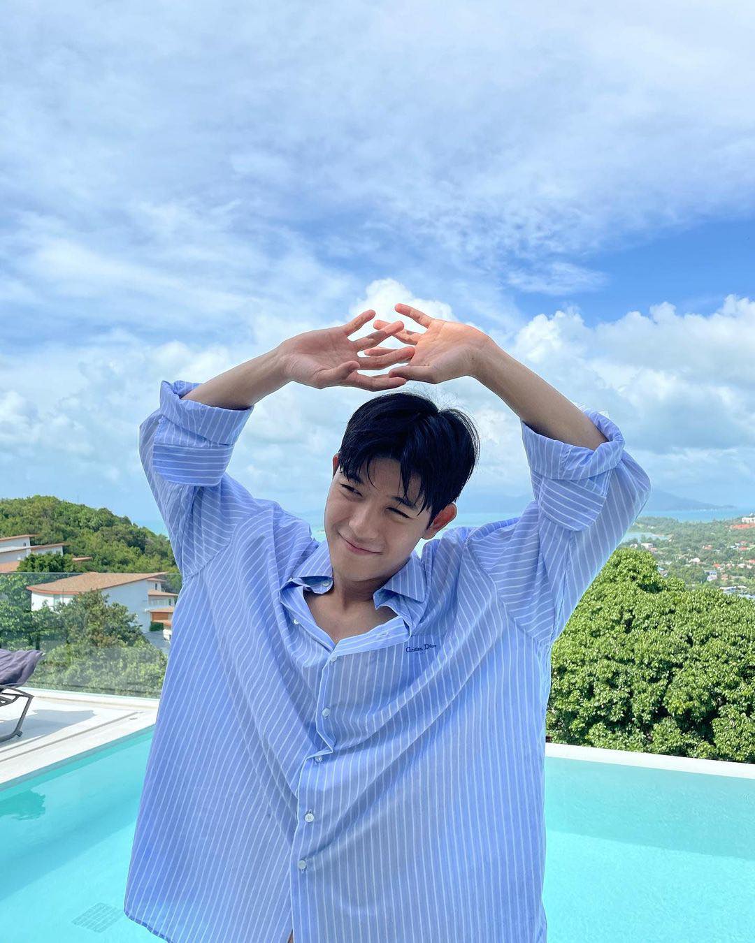 พัค โซโลมอน หนุ่มหล่อจาก มัธยมซอมบี้ มาไทยเที่ยวเกาะสมุยสุดชิล
