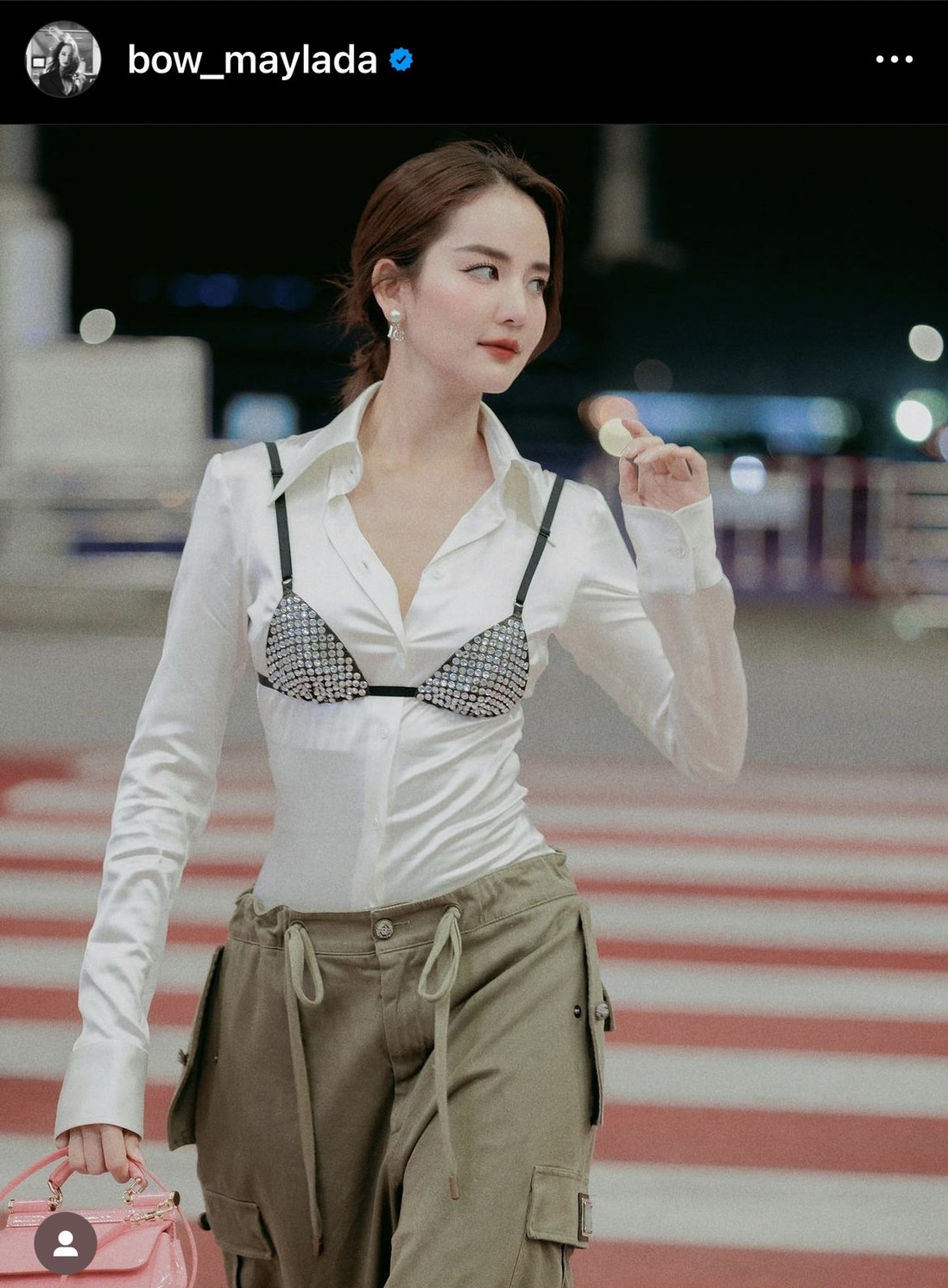 โบว์ เมลดา สวยสับ! แอร์พอร์ตลุคก่อนลัดฟ้าชมแฟชั่นมิลาน 