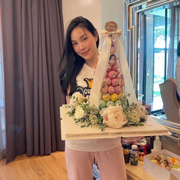 ชาวเน็ตจับตา เป้ย,หนิง,กระเเต,เมย์ ส่งสัญญาณเเตกหัก ชาวเน็ตจับตา เป้ย,หนิง,กระเเต,เมย์ ส่งสัญญาณเเตกหัก