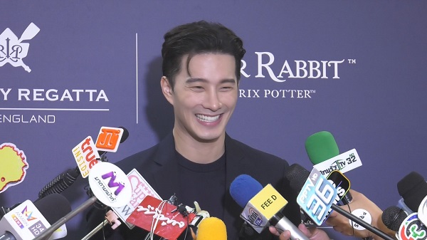 บี้ ธรรศภาคย์ ห่วง กุ๊บกิ๊บ-ดิว หลังมีภาพตำรวจบุกร้านทำเล็บ   (มีคลิป)