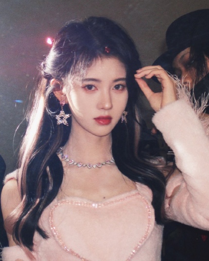 หนุ่มไทยใจละลาย!! ‘จวีจิ้งอี’ นางเอกจีน ‘ตำนานรักนางพญางูขาว’ ลัดฟ้าเที่ยวไทย หนุ่มไทยใจละลาย!! ‘จวีจิ้งอี’ นางเอกจีน ‘ตำนานรักนางพญางูขาว’ ลัดฟ้าเที่ยวไทย