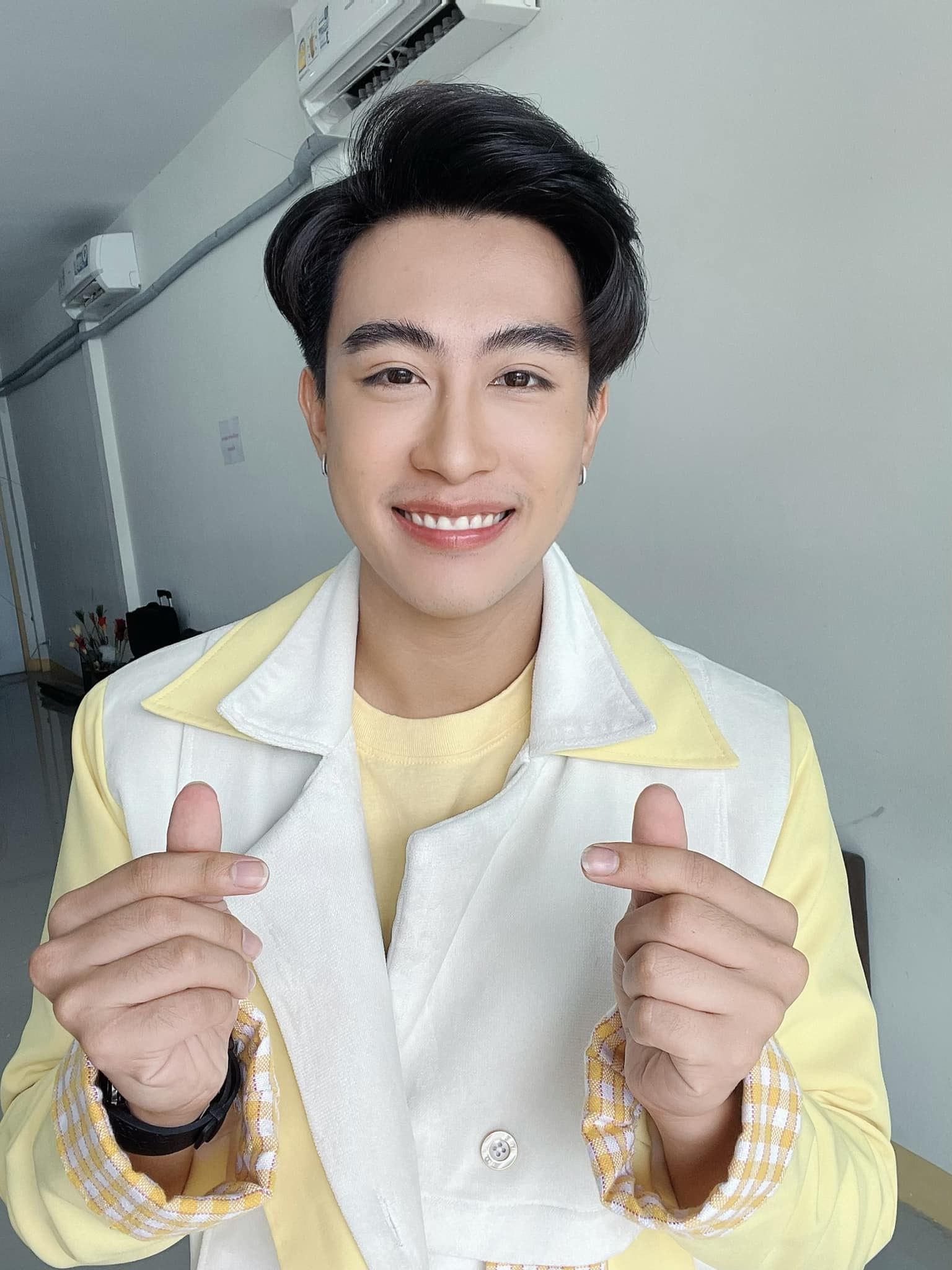 แห่เมนต์!! คิดไม่ผิดที่รัก นุ๊ก ธนดล หลังทำสิ่งนี้ให้แฟนคลับ