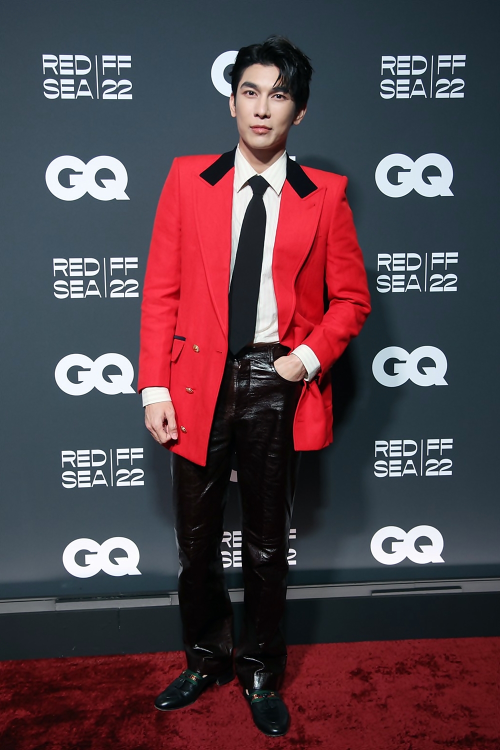 มิว ศุภศิษฎ์ ฮอตเกินต้านในงาน GQ Dinner เทศกาลหนังที่ซาอุดีอาระเบีย 