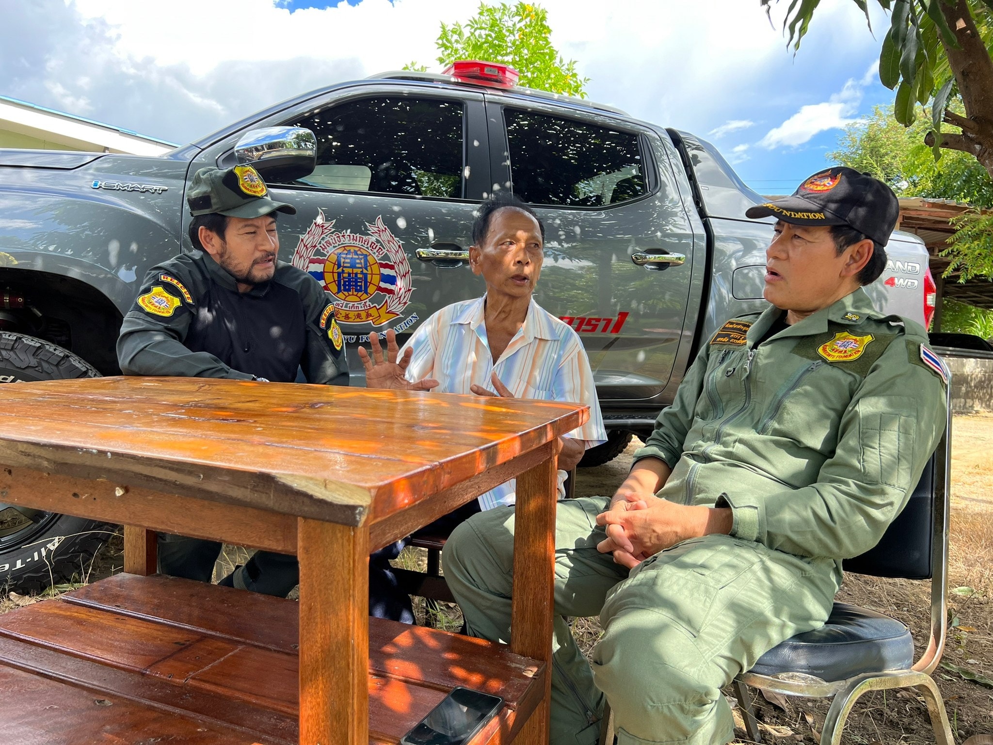 บิณฑ์-ไทด์ รุดช่วย โฆษิต นพคุณ นักร้องดังในอดีต หลายโรครุมเร้า พิษโควิดทำไร้งานถึง 3 ปี