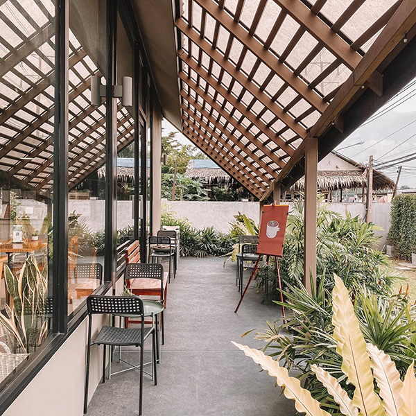 10 คาเฟ่แถวราชพฤกษ์ ร้านเด็ดถ่ายรูปสวย ห้ามพลาดไปเช็กอิน