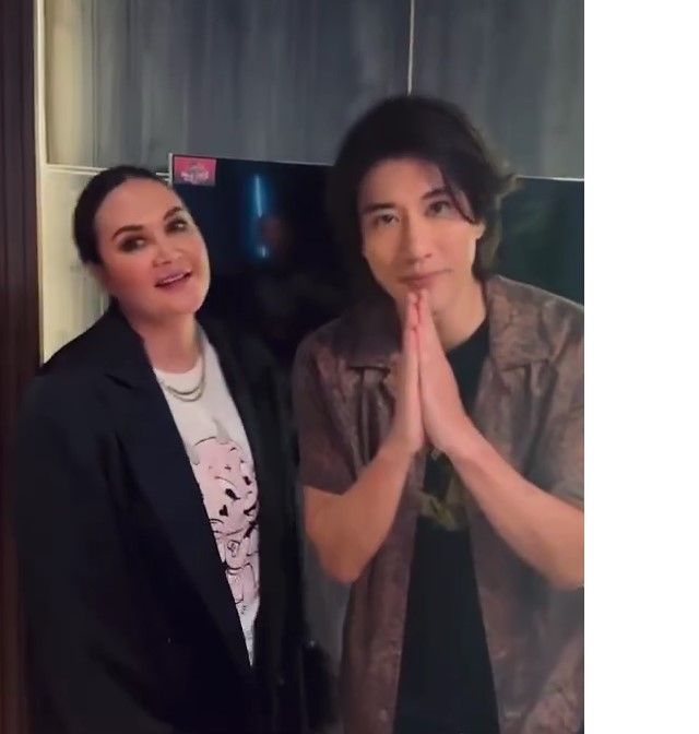 ซุปตาร์คู่จิ้น ทาทา ยัง - หวัง ลี่หง พบกันอีกครั้ง !! ซุปตาร์คู่จิ้น ทาทา ยัง - หวัง ลี่หง พบกันอีกครั้ง !!