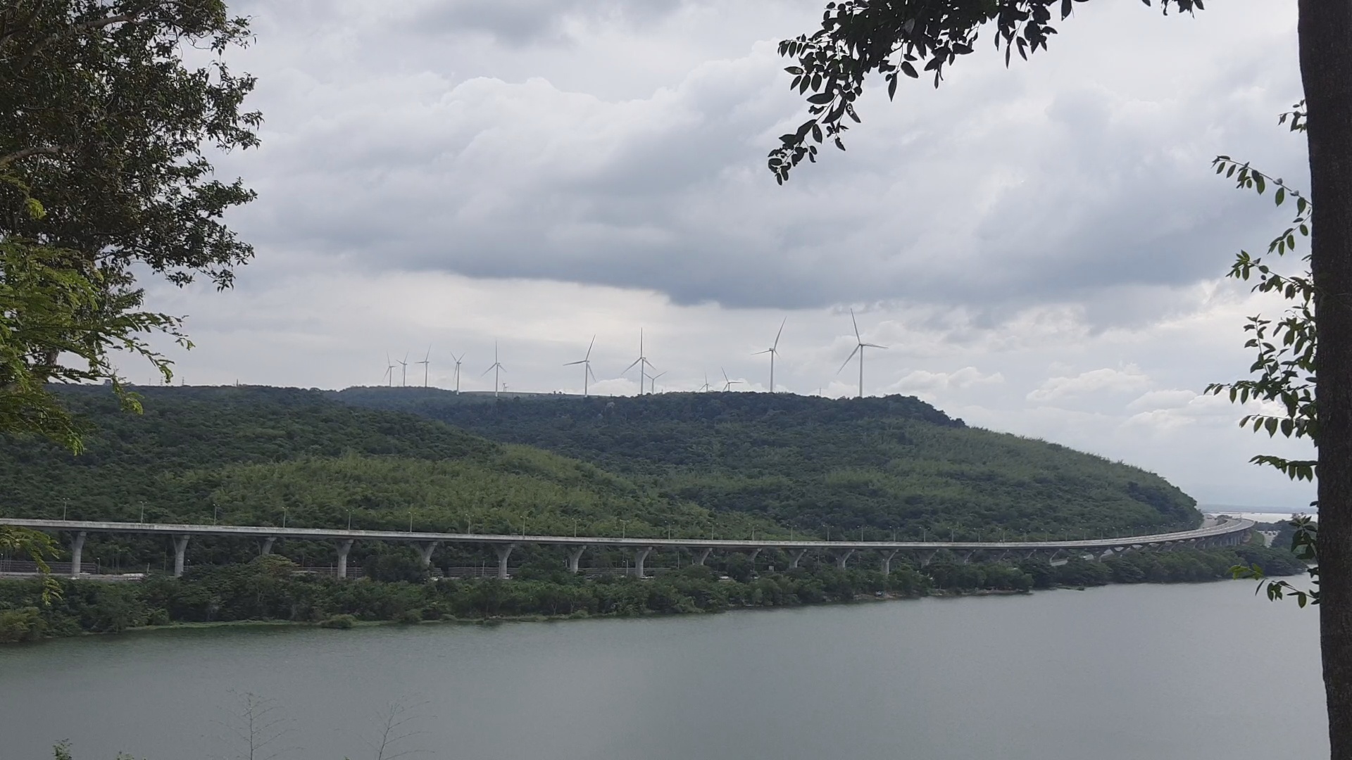 แหล่งท่องเที่ยวใหม่ “เขาเขื่อนลั่น” เรือนจำกลางคลองไผ่ ชมวิวลำตะคอง แหล่งท่องเที่ยวใหม่ “เขาเขื่อนลั่น” เรือนจำกลางคลองไผ่ ชมวิวลำตะคอง