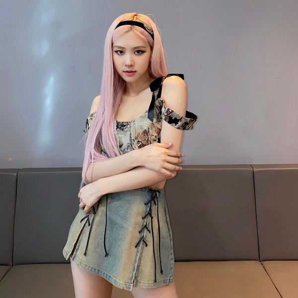 “แม็กซ์ เจนมานะ” โพสต์คลิปแจงกรณีแซว “โรเซ่ BLACKPINK” อีกรอบ (มีคลิป) “แม็กซ์ เจนมานะ” โพสต์คลิปแจงกรณีแซว “โรเซ่ BLACKPINK” อีกรอบ (มีคลิป)