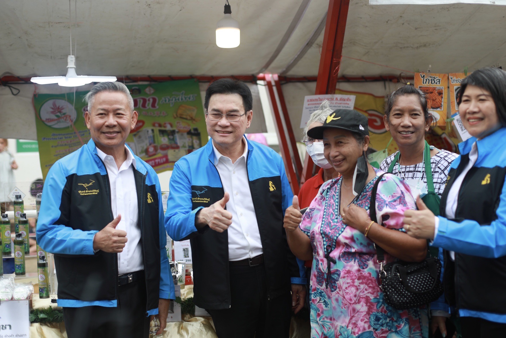 จุรินทร์ เปิดตัว 3 ว่าที่ผู้สมัคร ส.ส.ภูเก็ต มั่นใจชนะยกทีม! จุรินทร์ เปิดตัว 3 ว่าที่ผู้สมัคร ส.ส.ภูเก็ต มั่นใจชนะยกทีม!
