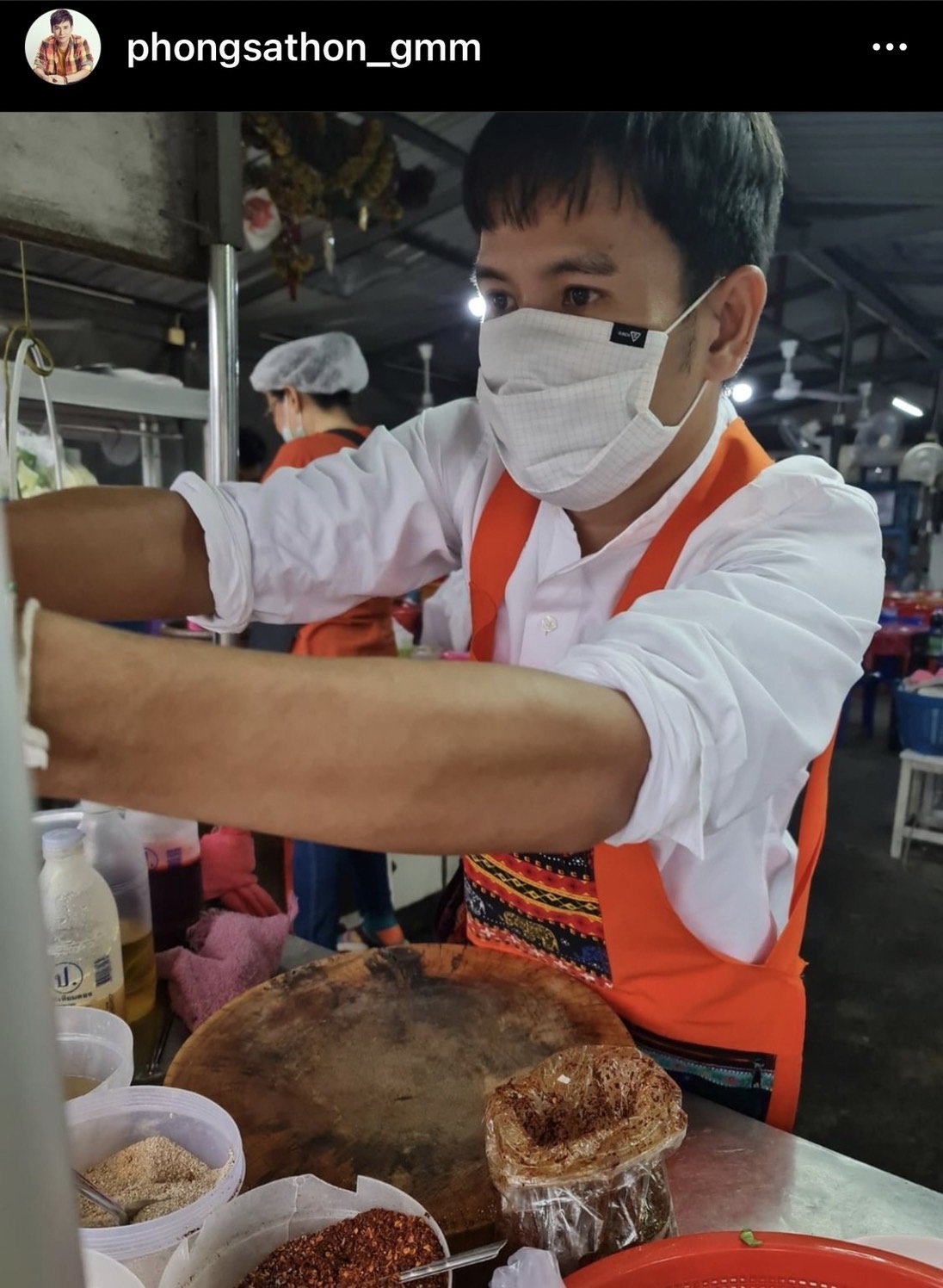 ไผ่ พงศธร เปิดร้านลาบ คนบ้านเดียวกัน สู้โควิด-19