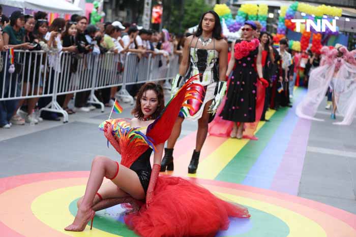LGBTQIAN+ คนดังกว่า 500 ชีวิต บน Rainbow Runway ยาว 80 เมตร ร่วมฉลอง Pride Month