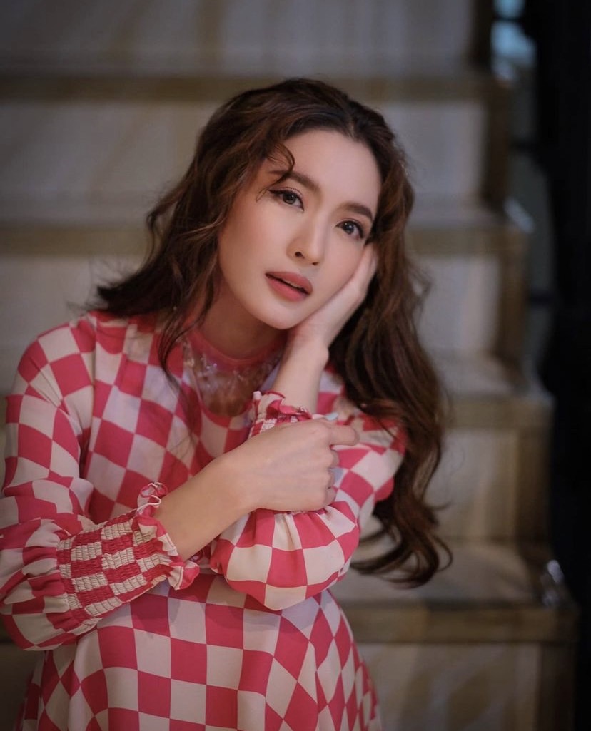 แอฟ ทักษอร เปิดใจเคลียร์เรื่องหนุ่มๆ สถานะหัวใจตอนนี้? แย้ม ปีใหม่ อยากได้น้อง แอฟ ทักษอร เปิดใจเคลียร์เรื่องหนุ่มๆ สถานะหัวใจตอนนี้? แย้ม ปีใหม่ อยากได้น้อง