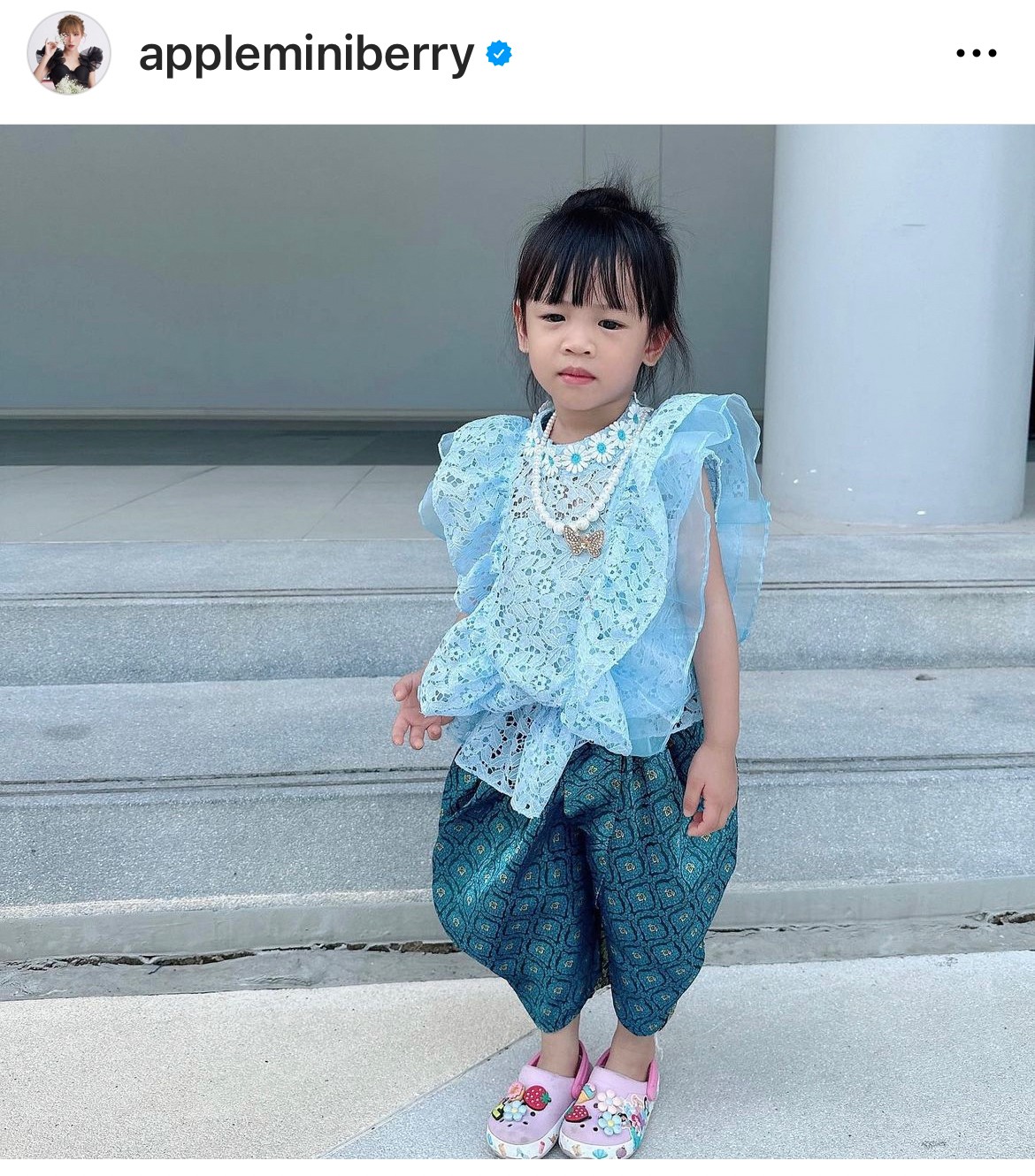 รวมภาพน่ารักของ ลูกคนบันเทิง กับแฟชั่นชุดไทยในวันลอยกระทง 2565 รวมภาพน่ารักของ ลูกคนบันเทิง กับแฟชั่นชุดไทยในวันลอยกระทง 2565