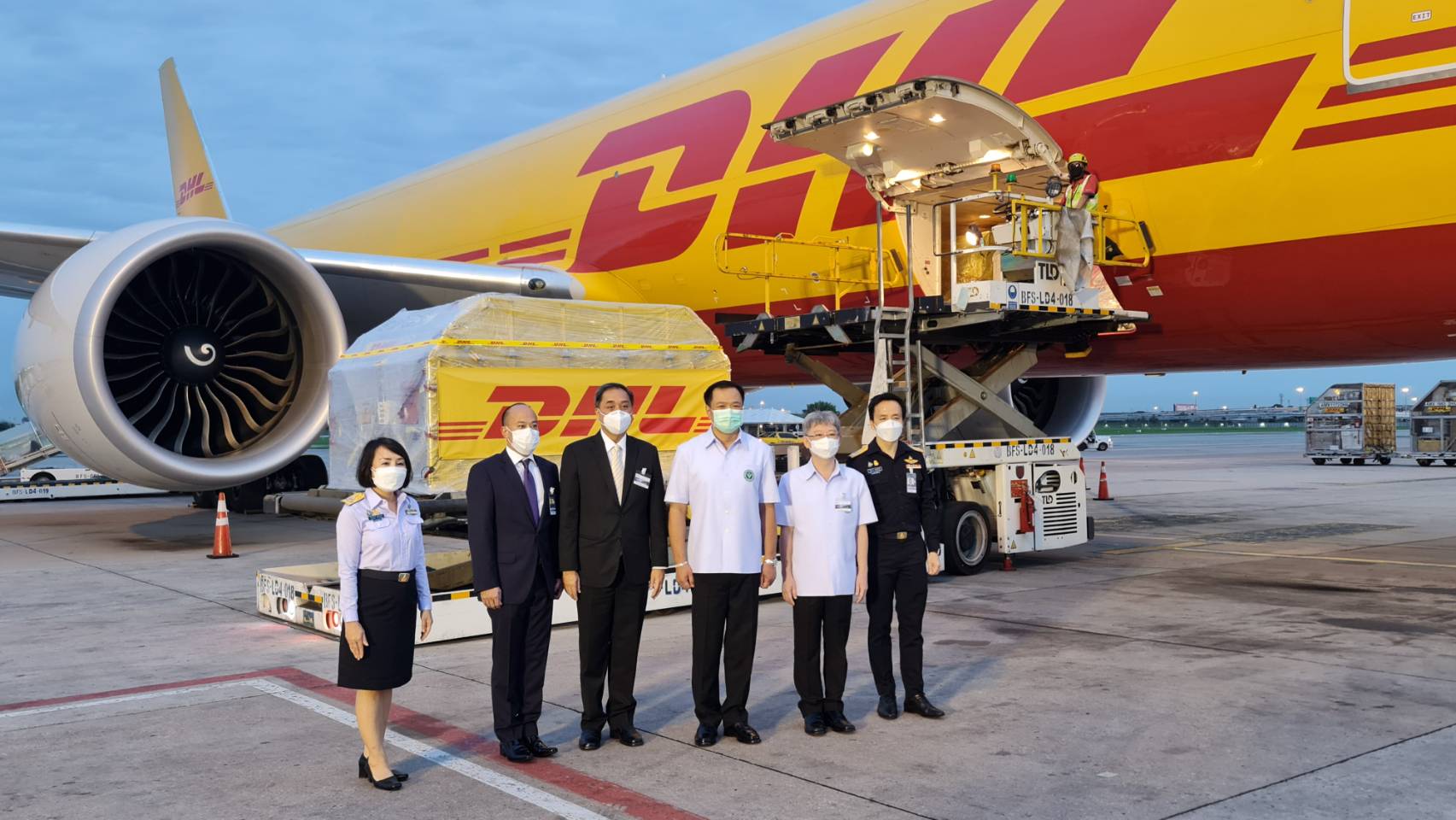 วัคซีนไฟเซอร์ 1.5 ล้านโดส ถึงไทยแล้ว เตรียมฉีดให้ 4 กลุ่มเป้าหมาย