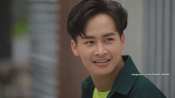 “ลำไย ไหทองคำ” ดึง “ต้าวหยอง” เล่นMV. ตะลึง  ยังไม่คิดเรื่องแต่ง “ปุ้ย L.กฮ” (มีคลิป)    