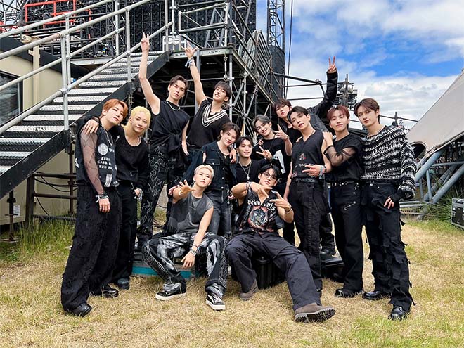 SEVENTEEN สร้างประวัติศาสตร์ K-POP วงแรกใน Glastonbury 2024 SEVENTEEN สร้างประวัติศาสตร์ K-POP วงแรกใน Glastonbury 2024