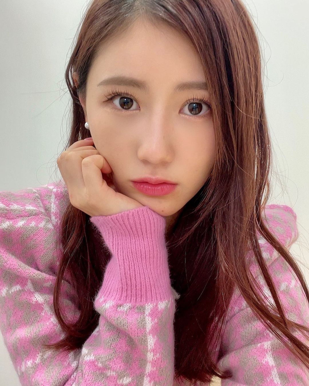 คู่วิวาห์ห่างวัย31ปี!! ‘มิกิ นิชิโนะ’ อดีต AKB48 กับ 'เคอิจิ ยามาโมโตะ' ตลกวัย 54 ปี