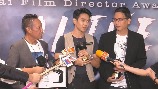 “ก็อต จิรายุ-เบลล่า” คว้ารางวัลนำชาย-หญิง สมาคมผู้กำกับภาพยนตร์ไทย ครั้งที่ 11 (มีคลิป)
