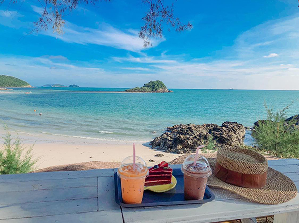 15 คาเฟ่ชลบุรีริมทะเล นั่งชิลจิบกาแฟ เติมวิตามินริมทะเล 15 คาเฟ่ชลบุรีริมทะเล นั่งชิลจิบกาแฟ เติมวิตามินริมทะเล