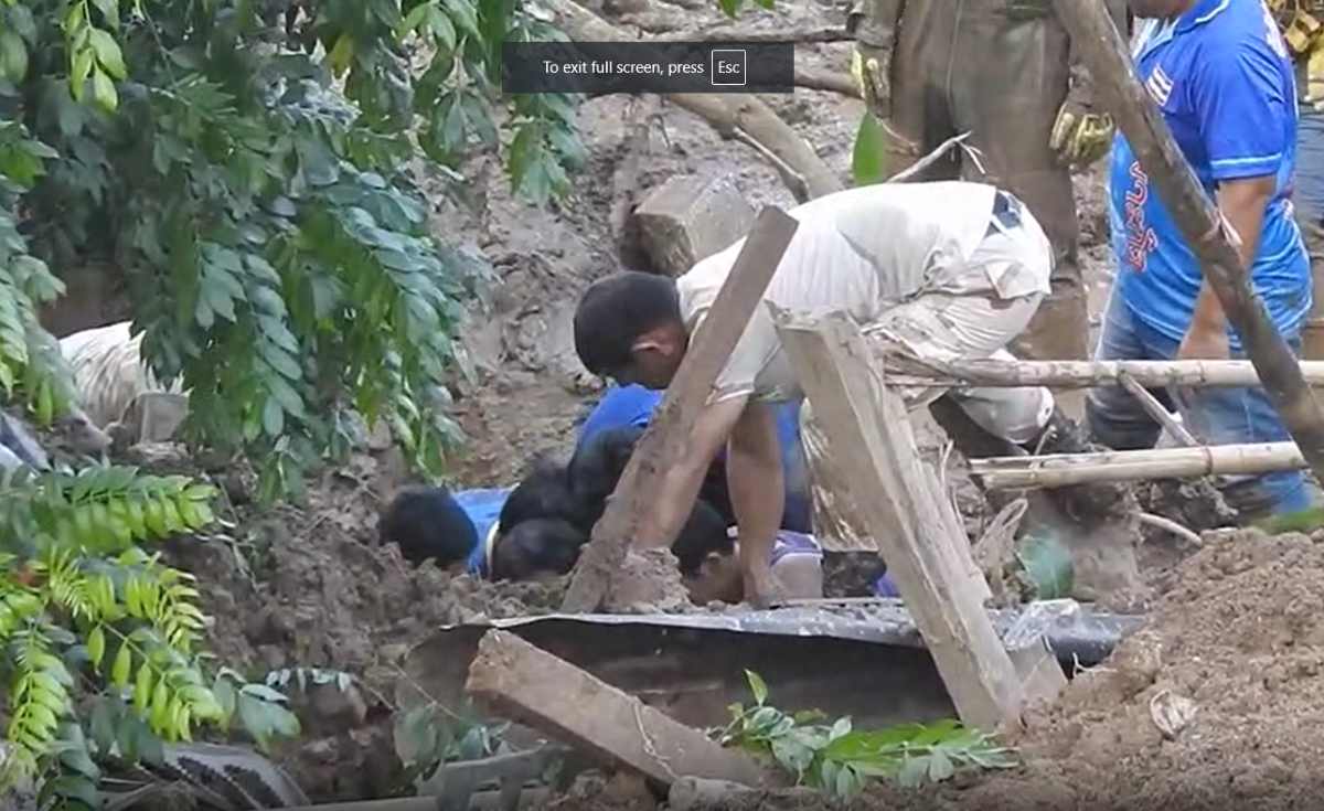 บ้านริมตลิ่งแม่น้ำยมทรุดตัว  เร่งค้นหาผู้สูญหายที่ จ.สุโขทัย