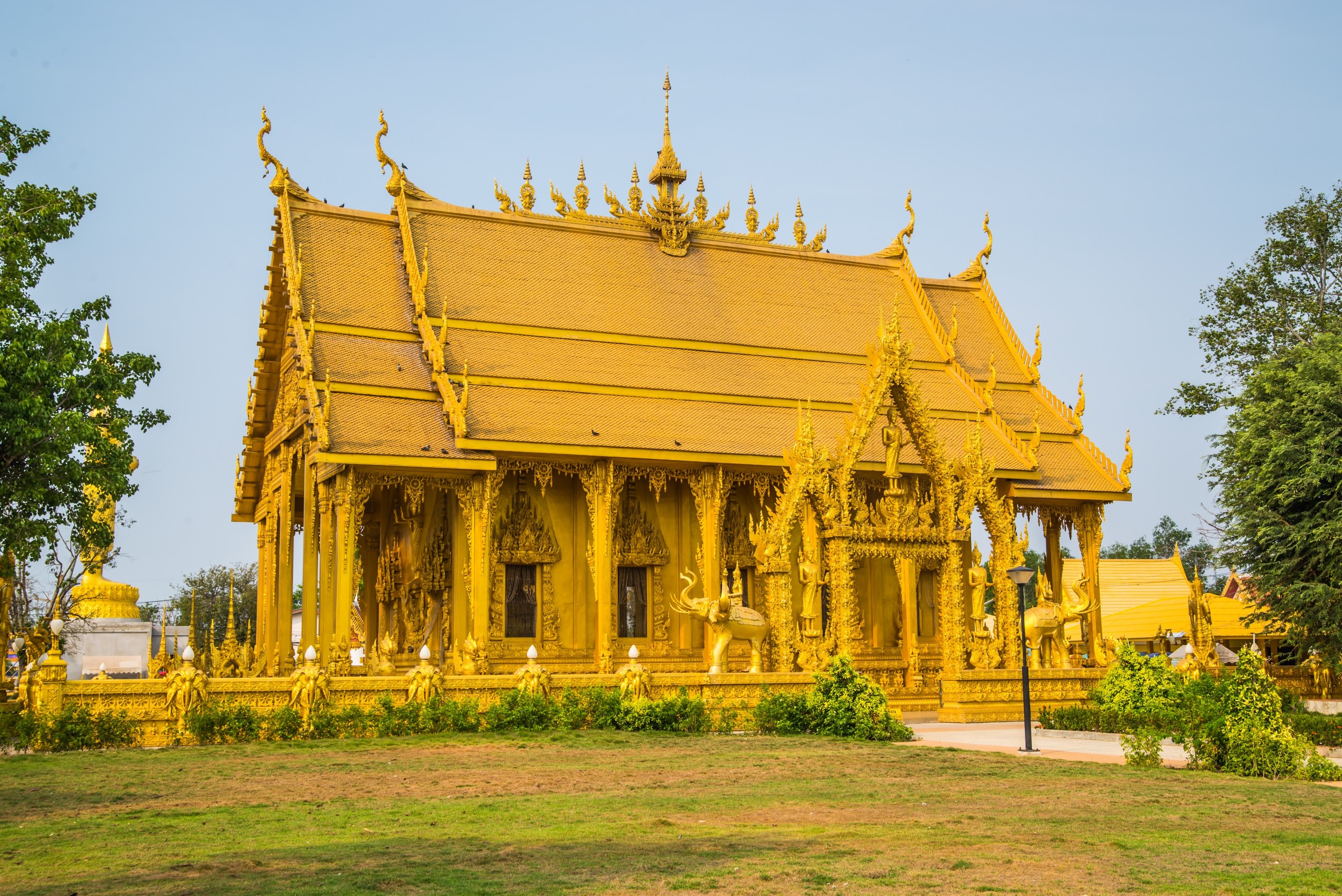 ไหว้พระ 9 วัด ฉะเชิงเทรา 2566 ชมความงามวัดดัง สายบุญห้ามพลาด! ไหว้พระ 9 วัด ฉะเชิงเทรา 2566 ชมความงามวัดดัง สายบุญห้ามพลาด!