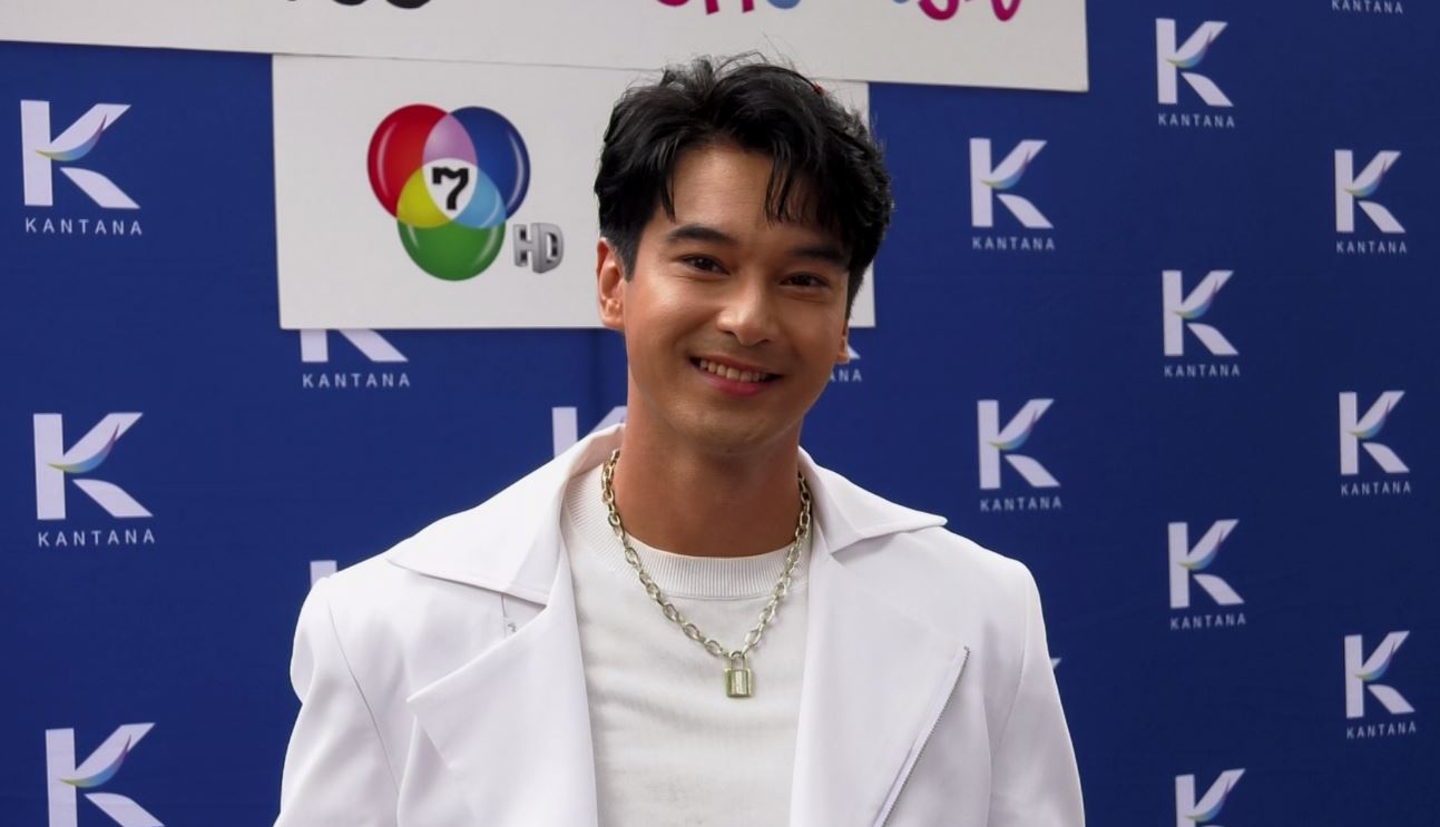 อ๊อฟ ชนะพล ขยันเสิร์ฟชอตหวานแฟนสาว ฮาน่า เผยคุณแม่อยากอุ้มหลาน!! อ๊อฟ ชนะพล ขยันเสิร์ฟชอตหวานแฟนสาว ฮาน่า เผยคุณแม่อยากอุ้มหลาน!!