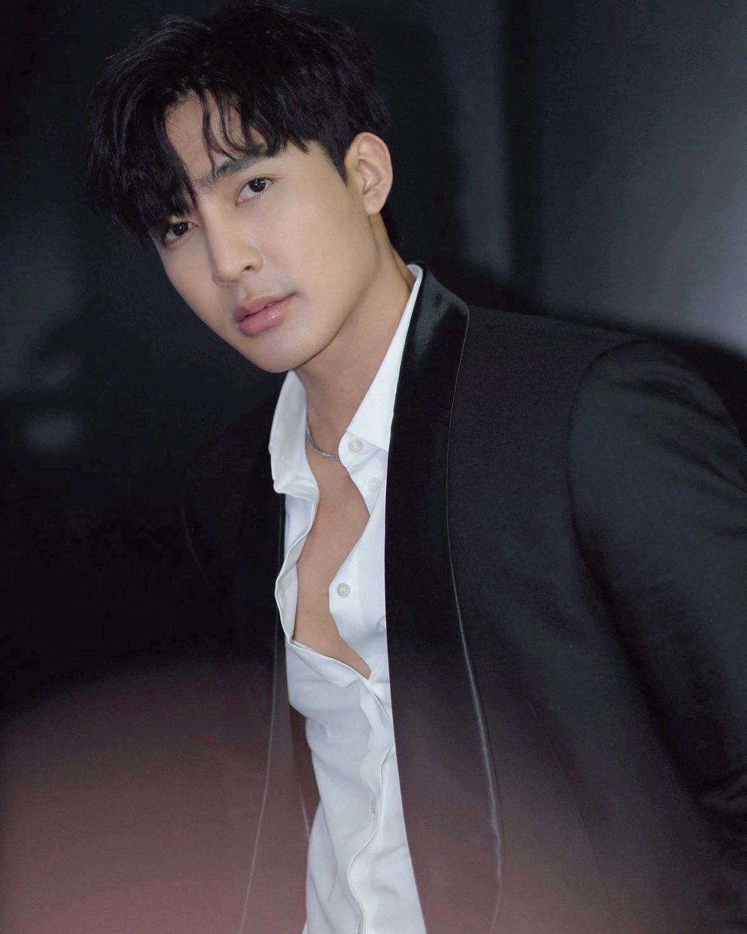 Exclusive “เอิร์ท พิรพัฒน์” แนะนำแมวตัวโปรด (มีคลิป) Exclusive “เอิร์ท พิรพัฒน์” แนะนำแมวตัวโปรด (มีคลิป)