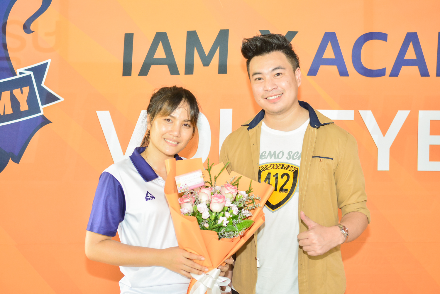 (คลิป)'ส้ม ศศิธร' เปิดอะคาเดมี่สอนวอลเลย์บอลตั้ง 'พรพรรณ' เป็นแบรนด์แอมบาสเดอร์ (คลิป)'ส้ม ศศิธร' เปิดอะคาเดมี่สอนวอลเลย์บอลตั้ง 'พรพรรณ' เป็นแบรนด์แอมบาสเดอร์