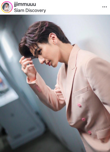 ทำความรู้จัก จิมมี่ จิรเมธ หนุ่มฮอตจากซีรีส์ ไทม์ผ่านเวลา ทำความรู้จัก จิมมี่ จิรเมธ หนุ่มฮอตจากซีรีส์ ไทม์ผ่านเวลา