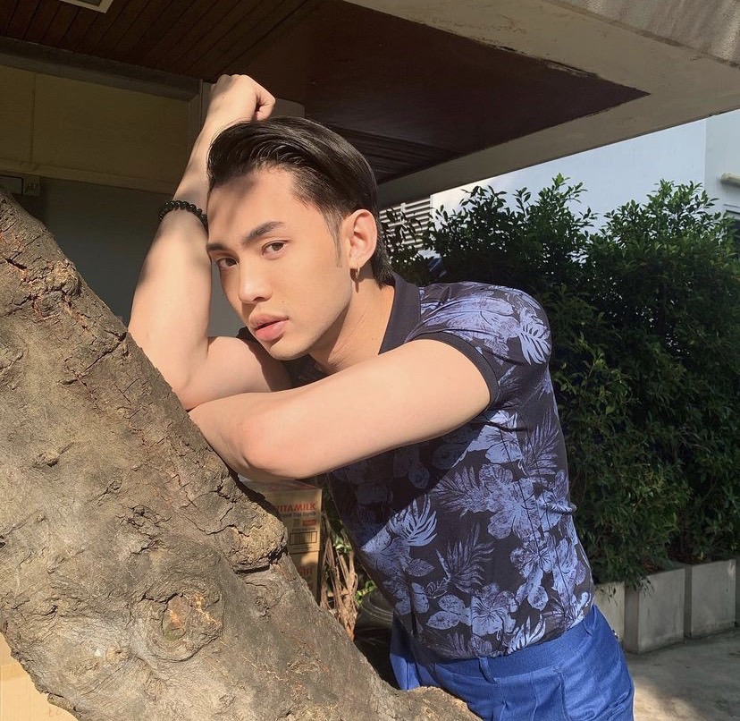ใช้เงินลบปมด้อย ดีเจ.มะตูม หิวแสง หลงระเริงกับชื่อเสียง เงินทอง ใช้เงินลบปมด้อย ดีเจ.มะตูม หิวแสง หลงระเริงกับชื่อเสียง เงินทอง