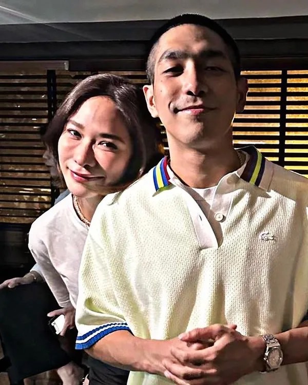 ปราง แสดงความยินดีกับรักครั้งใหม่ โต้งทูพี ปราง แสดงความยินดีกับรักครั้งใหม่ โต้งทูพี