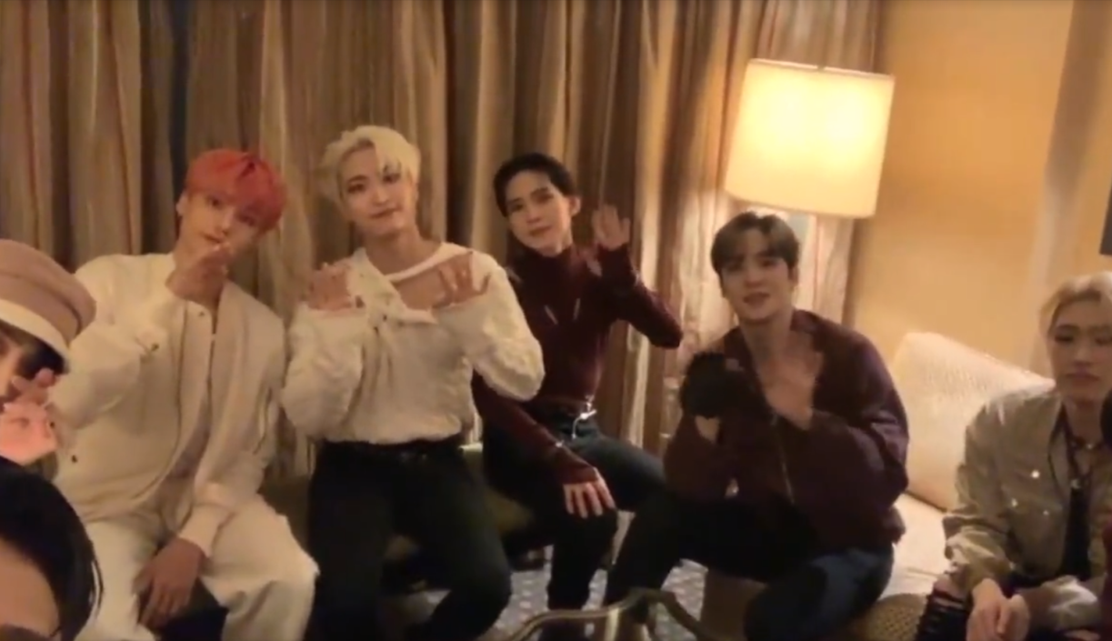Music Bank in Chile ล่ม ! เพราะฝนตกหนักทำให้ ชูฮวา วง (G)I-DLE ลื่นล้มบนเวที Music Bank in Chile ล่ม ! เพราะฝนตกหนักทำให้ ชูฮวา วง (G)I-DLE ลื่นล้มบนเวที