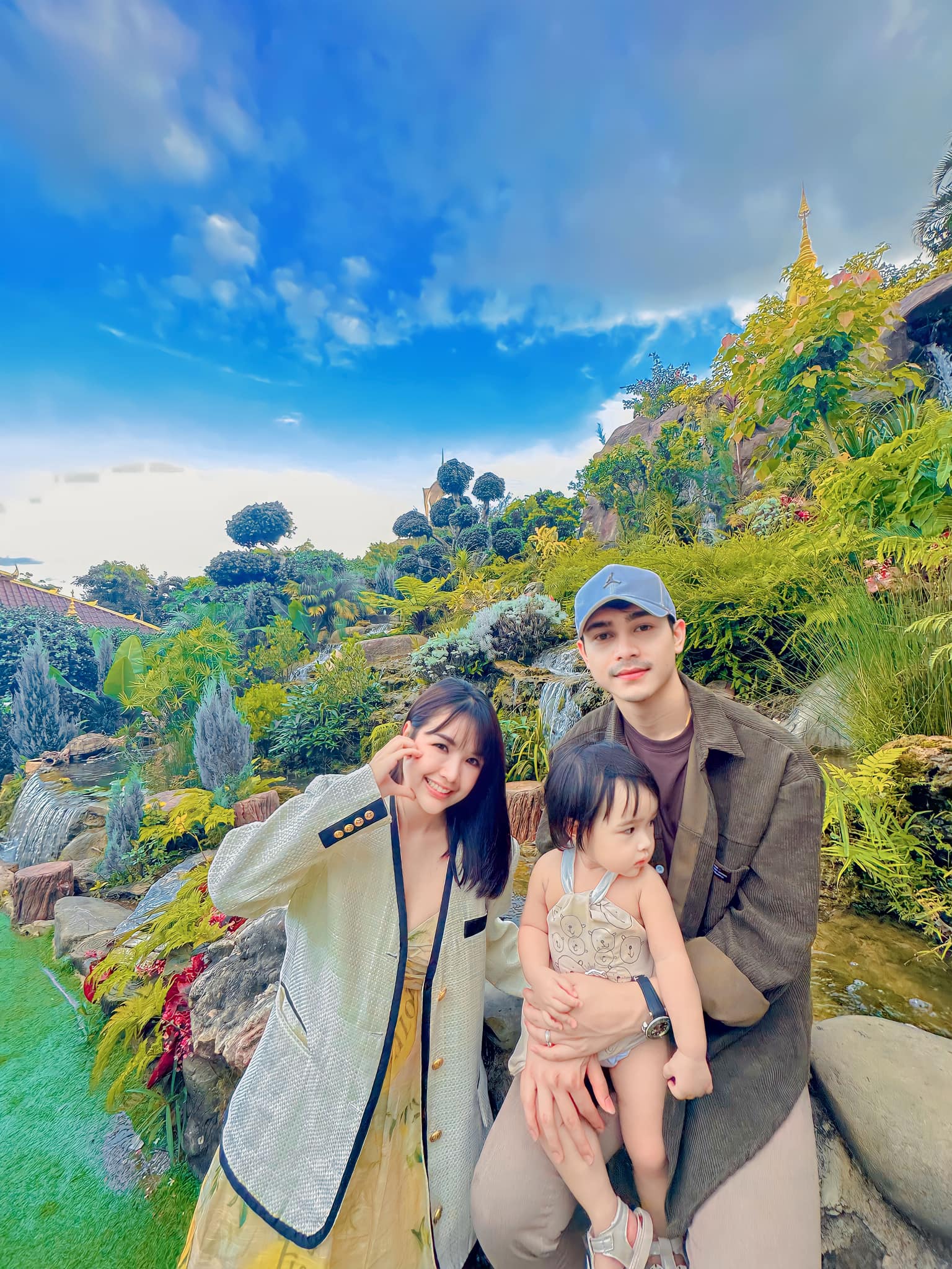 แห่ชื่นชม เจนนี่ รัชนก แก้ไขสถานการณ์ได้ดี หลังแฟนคลับจับแก้ม ยูจิน แต่พี่เลี้ยงปัดมือออก!!