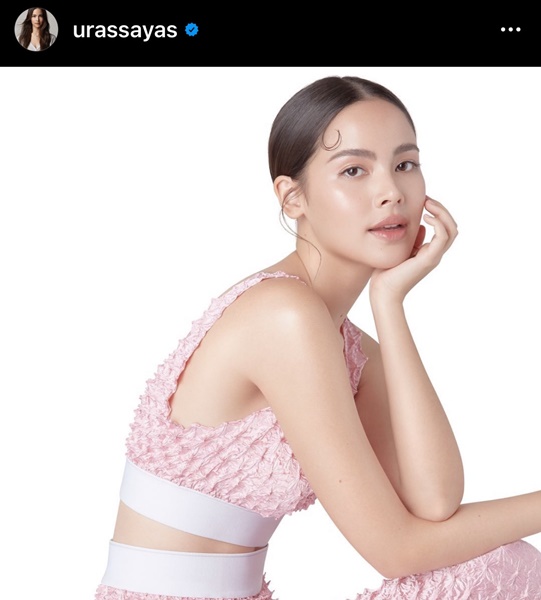 ญาญ่า ทำใจสั่น!! โพสต์ภาพสุุดเซ็กซี่ นอนชิลริมทะเล