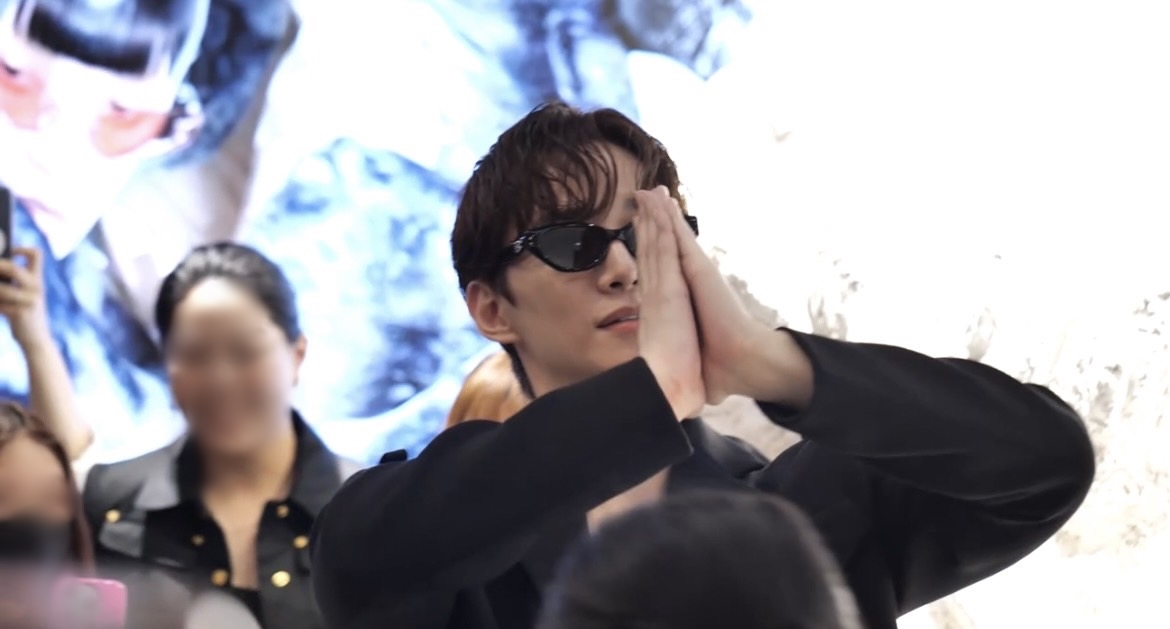 ส่องความหล่อทะลุแว่น อีจุนโฮ ร่วมงานอีเวนต์ในไทย 