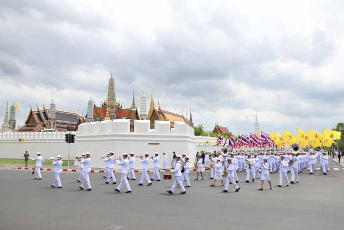 กทม.เชิญคนโทน้ำศักดิ์สิทธิ์ เฉลิมพระเกียรติ 72 พรรษา พระบาทสมเด็จพระเจ้าอยู่หัว กทม.เชิญคนโทน้ำศักดิ์สิทธิ์ เฉลิมพระเกียรติ 72 พรรษา พระบาทสมเด็จพระเจ้าอยู่หัว