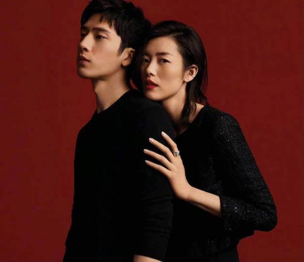 คู่รักสตาร์จีน!! เปิดตัว 'จิ่งป๋อหราน - หลิวเหวิน’ จับมือออกเดตสุดหวาน คู่รักสตาร์จีน!! เปิดตัว 'จิ่งป๋อหราน - หลิวเหวิน’ จับมือออกเดตสุดหวาน