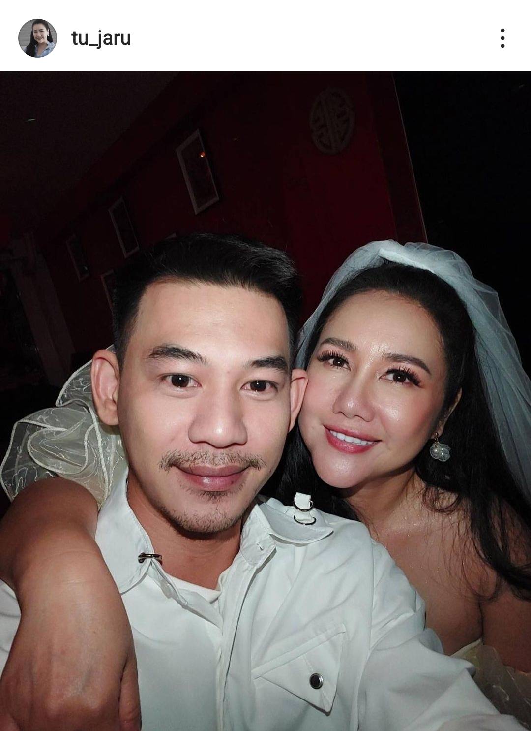 ตู่ จารุศิริ จัดเต็ม ทำเซอร์ไพรส์ขอแฟนหนุ่มแต่งงาน ตู่ จารุศิริ จัดเต็ม ทำเซอร์ไพรส์ขอแฟนหนุ่มแต่งงาน