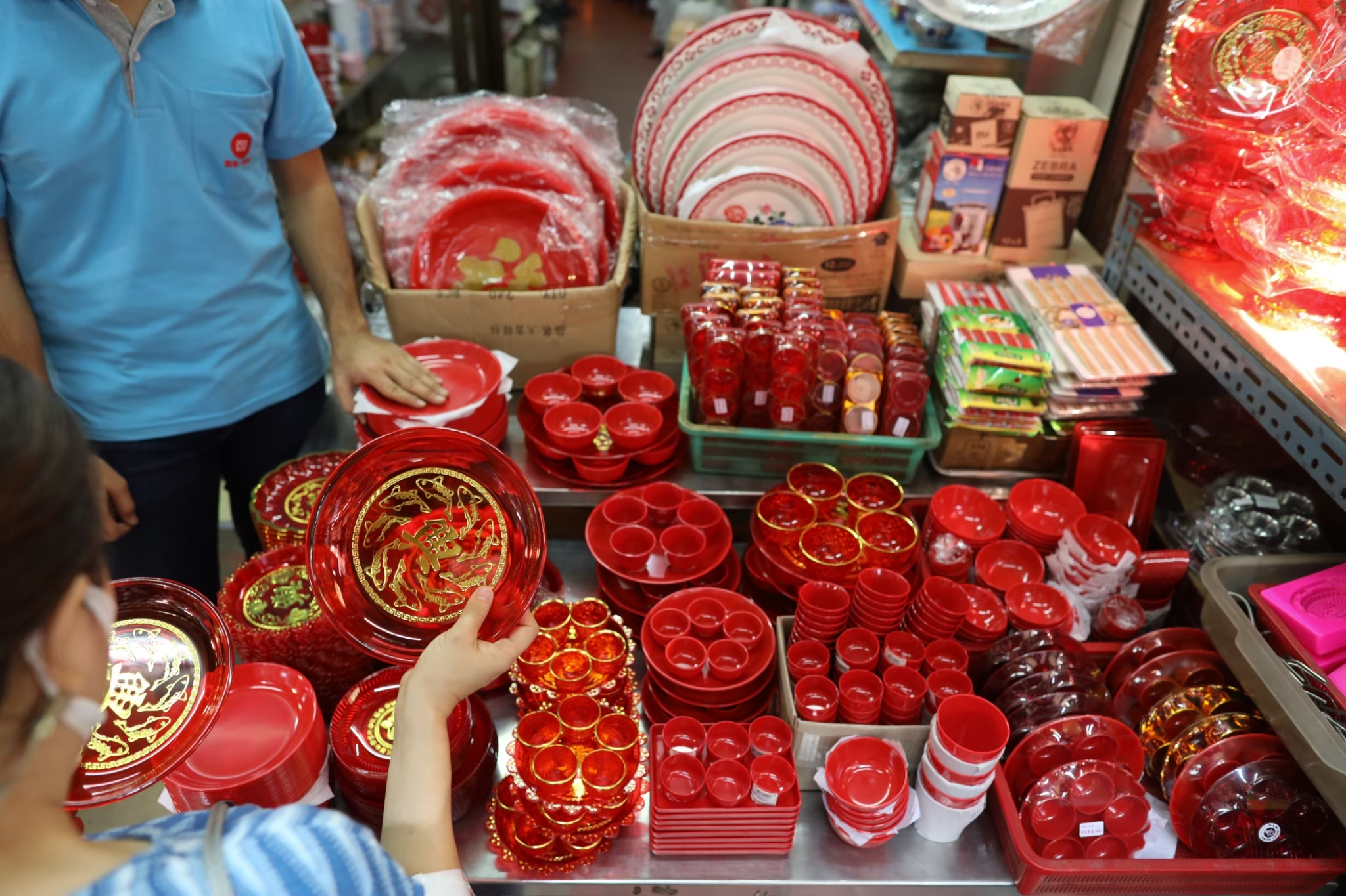 ตรุษจีน 2566 รวม 10 ไอเดียมอบของขวัญ เสริมมงคล รับปีใหม่จีน 