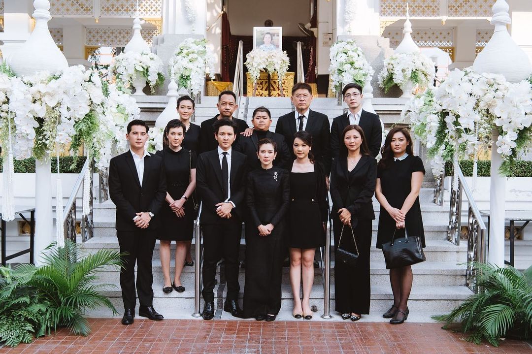 สรยุทธ ร่วมเป็นพิธีกร ในงานฌาปนกิจ คุณแม่ไบรท์ สรยุทธ ร่วมเป็นพิธีกร ในงานฌาปนกิจ คุณแม่ไบรท์