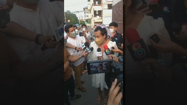 “โบ สุรัตนาวี” – “ฮิปโป”  เข้าให้ปากคำเจ้าหน้าที่ตำรวจปมคดี “แตงโม”  (มีคลิป)