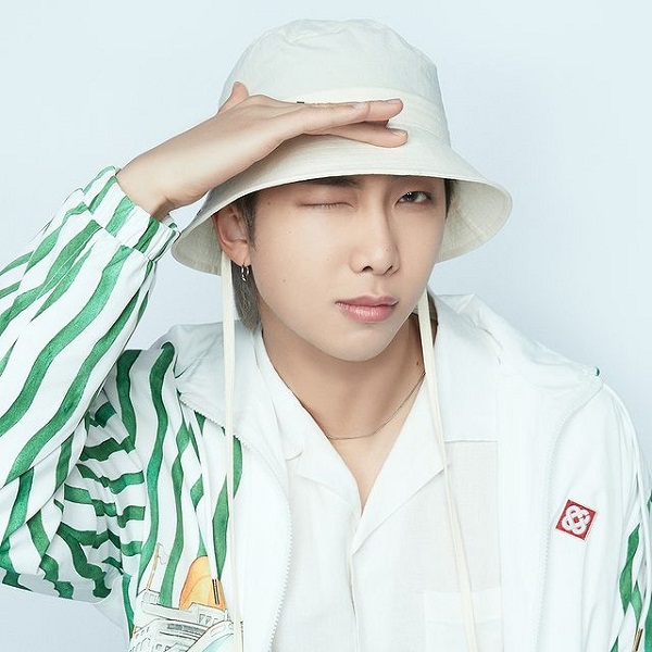 “กอล์ฟ ฟักกลิ้งฮีโร่” แอบน้อยใจ “น้องชูใจ” หลงแร็ปเปอร์วง “BTS”  (มีคลิป)        