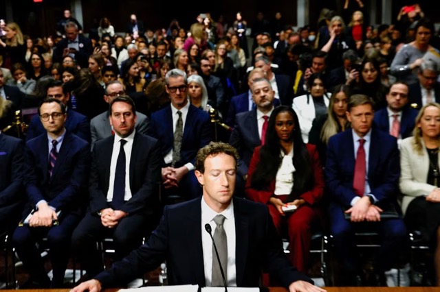 วุฒิสภาสหรัฐฯ จวก CEO โซเชียลดัง “มือเปื้อนเลือด” หลังล้มเหลวในการคุ้มครองเด็ก วุฒิสภาสหรัฐฯ จวก CEO โซเชียลดัง “มือเปื้อนเลือด” หลังล้มเหลวในการคุ้มครองเด็ก