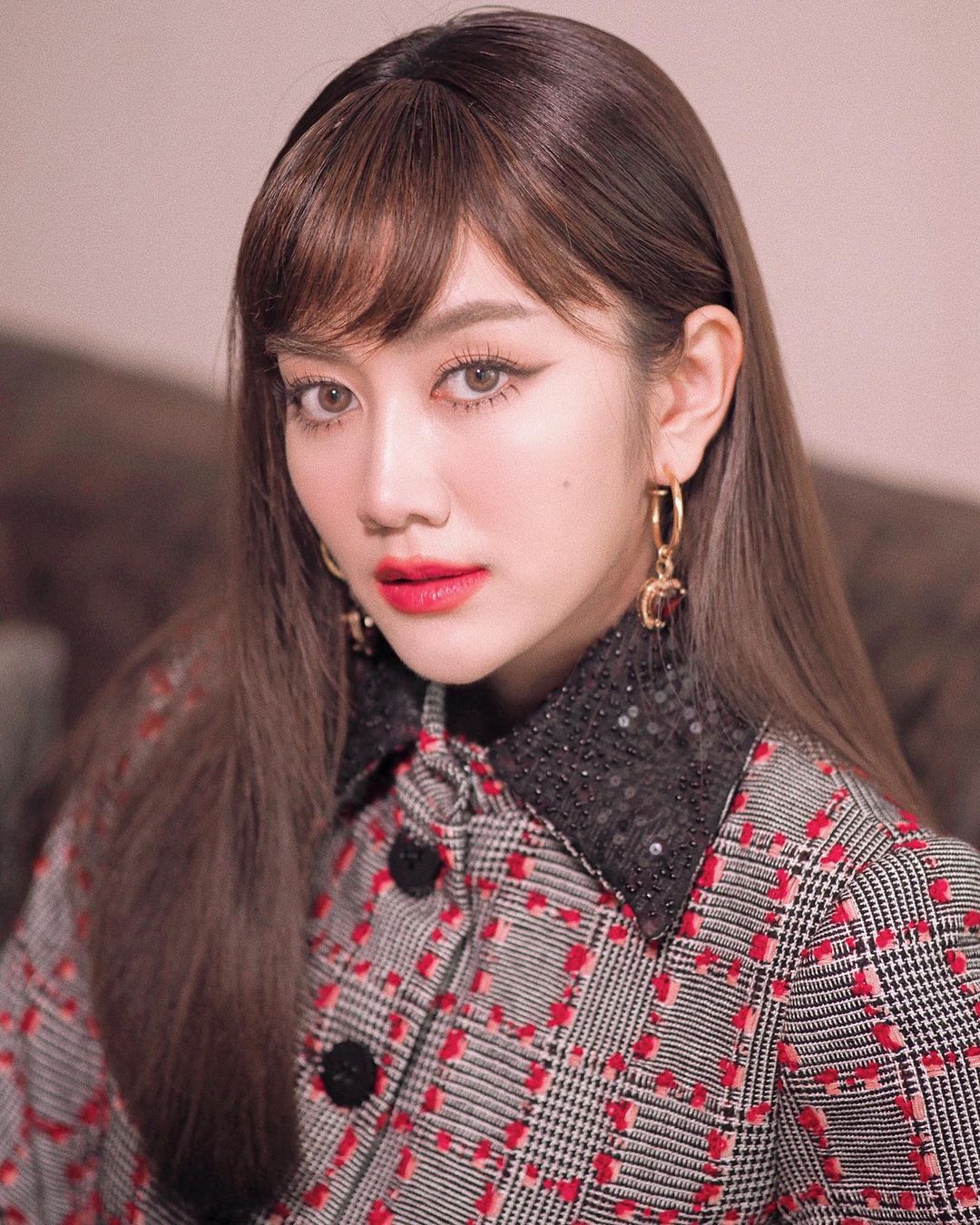 แป้ง พรภัสร์ชนก ลูกสาว เอ ไชยา ปัดดังแล้วแยกวง ยังเล่นลิเกอยู่ แป้ง พรภัสร์ชนก ลูกสาว เอ ไชยา ปัดดังแล้วแยกวง ยังเล่นลิเกอยู่
