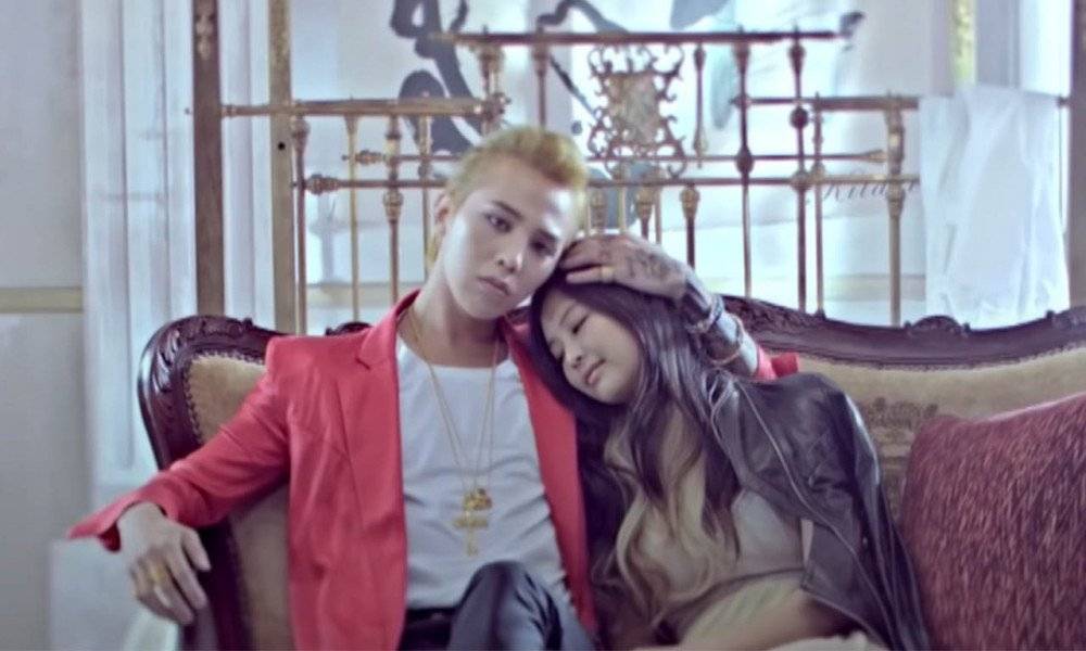 ยังรักกันหวานชื่น G-Dragon ไปให้กำลังใจ เจนนี่ ถึงกองถ่ายแบบแฟชั่น