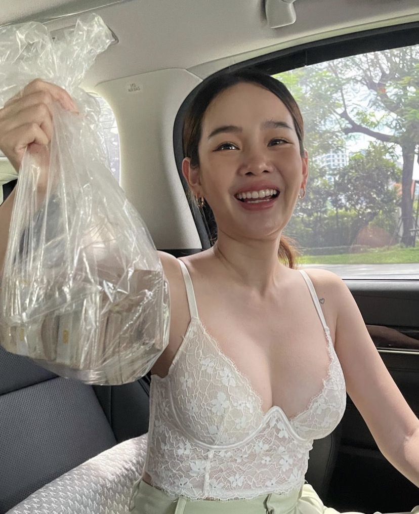 ใจปล้ำสุดๆ กวินท์ ดูวาล ซื้อป้ายโฆษณา เซอร์ไพรส์วันเกิด ปุ้มปุ้ย พร้อมเงินก้อนโต ใจปล้ำสุดๆ กวินท์ ดูวาล ซื้อป้ายโฆษณา เซอร์ไพรส์วันเกิด ปุ้มปุ้ย พร้อมเงินก้อนโต