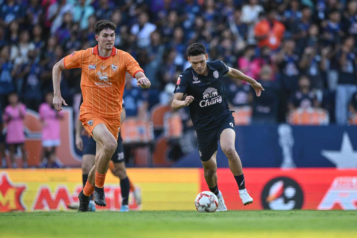 ผลบอลไทยลีก : 'บุรีรัมย์ ยูไนเต็ด' เปิดช้างอารีน่าสยบ 'เชียงราย' รั้งจ่าฝูงต่อไป