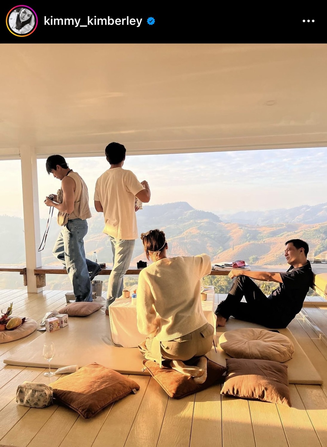 2 คู่รัก หมาก-คิม แท็กทีม ณเดชน์-ญาญ่า เที่ยวทริปอากาศเย็น 2 คู่รัก หมาก-คิม แท็กทีม ณเดชน์-ญาญ่า เที่ยวทริปอากาศเย็น
