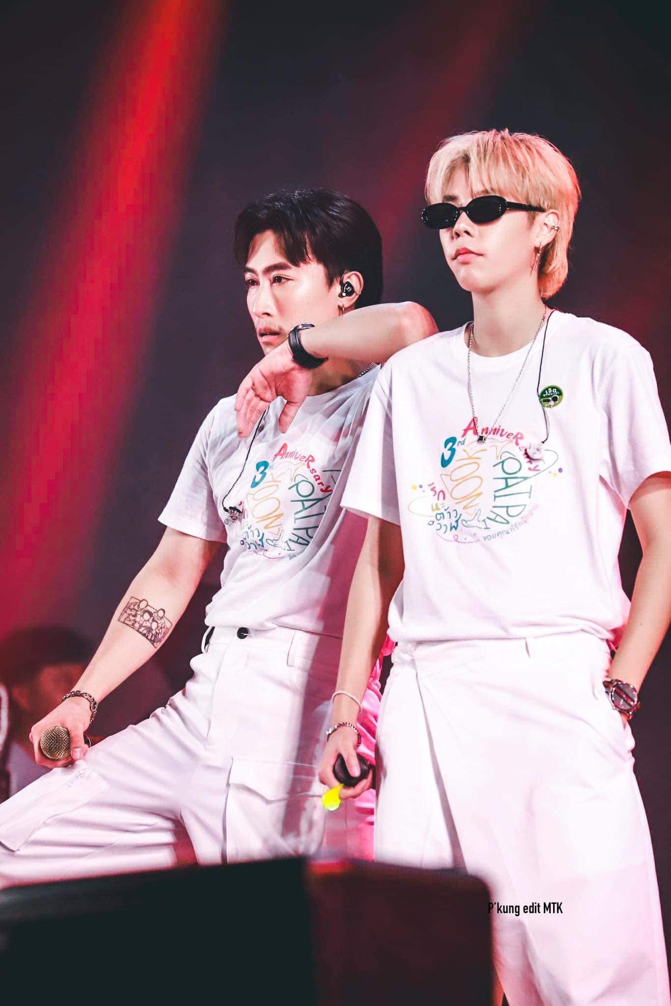 นุ๊ก-ปาย ร่ายยาวความในใจ ครบรอบ 3 ปี รักนะต้าววาฬ นุ๊ก-ปาย ร่ายยาวความในใจ ครบรอบ 3 ปี รักนะต้าววาฬ